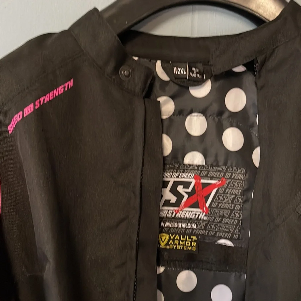 Women’s Motorcycle Jacket Speed&Strength with armor and removable hoody - Picture 2 of 7